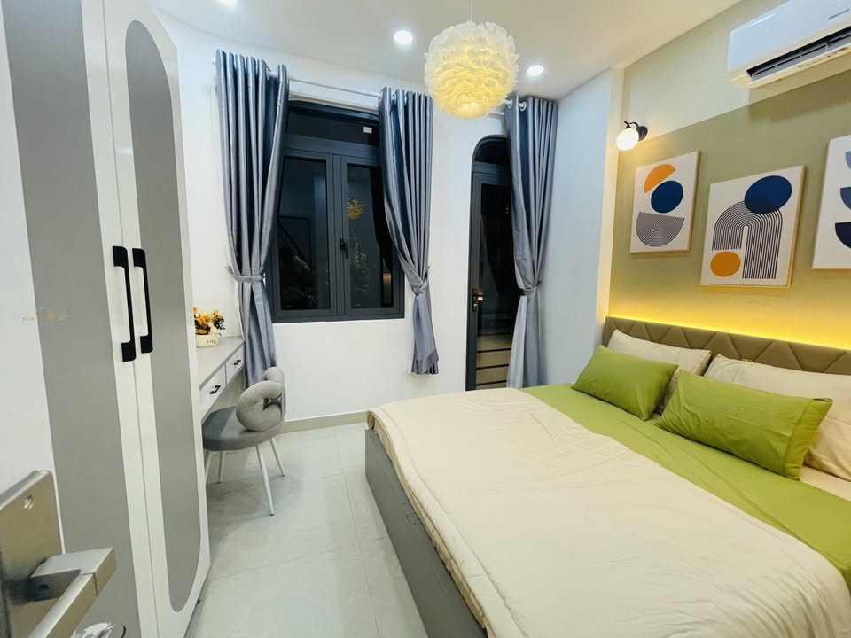 Nhà mặt tiền kinh doanh Bùi Đình Túy, Bình Thạnh 22.8m² giá 5.55 tỷ - Đầu tư sinh lời ngay!