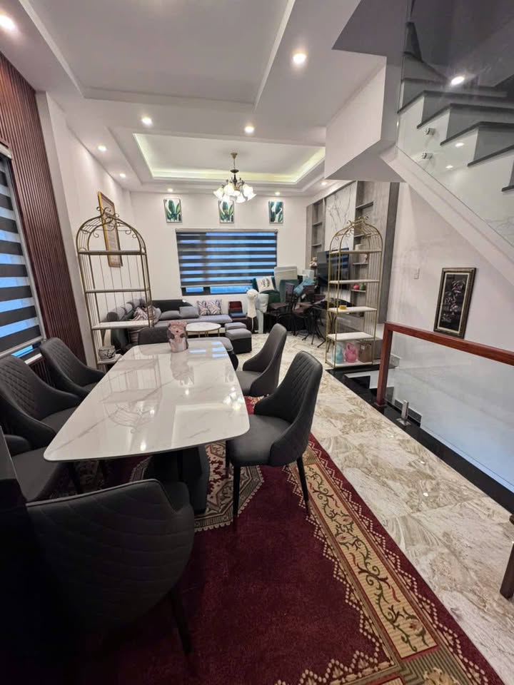 Nhà bán tại Nam Hồ, Đà Lạt 81m² - Thiết kế hiện đại, đầy đủ tiện nghi!