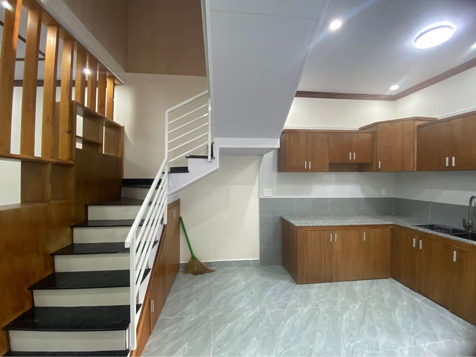 Nhà riêng Đà Lạt 70m² giá 2.15 tỷ - Ô tô vào tận nhà!