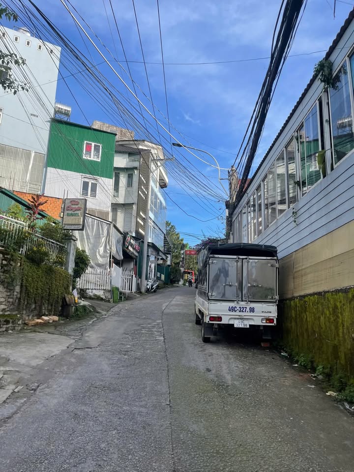 Nhà phố Mặt tiền đường Mai Hắc Đế, Đà Lạt 113.8m² giá 7 tỷ - Sổ hồng chính chủ!