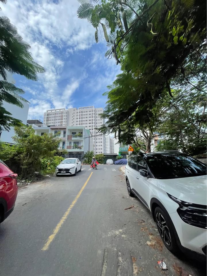 Bán lô đất hẻm ô tô 6m đường Lê Hồng Phong, Nha Trang 100m² giá 4.4 tỷ - Đầu tư sinh lời ngay!