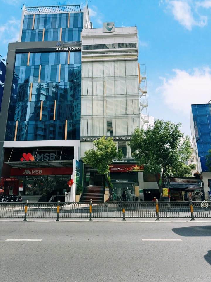 Cho thuê tòa nhà văn phòng 285 Nguyễn Văn Trỗi, Phú Nhuận - Vị trí trung tâm, mới đẹp!