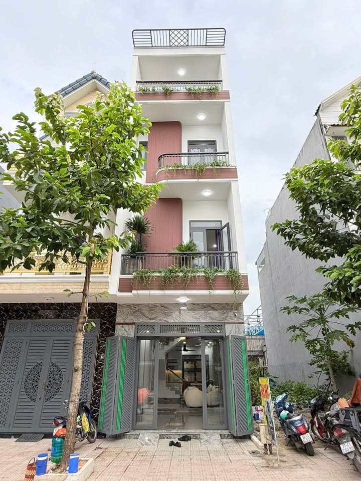 Nhà phố 3 tầng tại An Phú, Thuận An 66m² giá 4.85 tỷ - Tặng full nội thất!