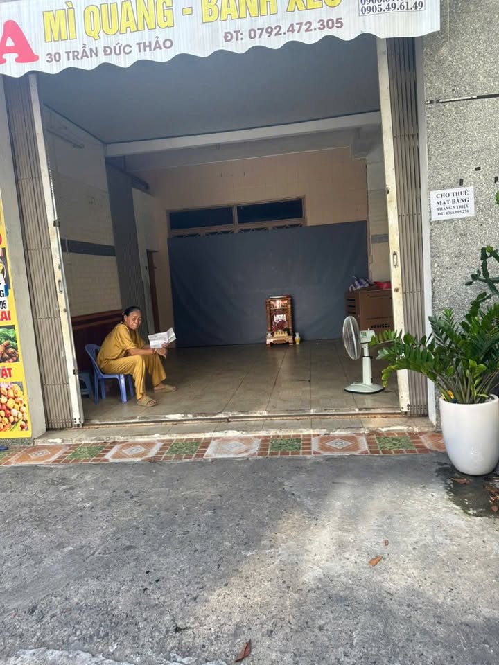 Cho thuê mặt bằng 30 Trần Đức Thảo, Hải Châu, Đà Nẵng - Giá chỉ 5 triệu/tháng