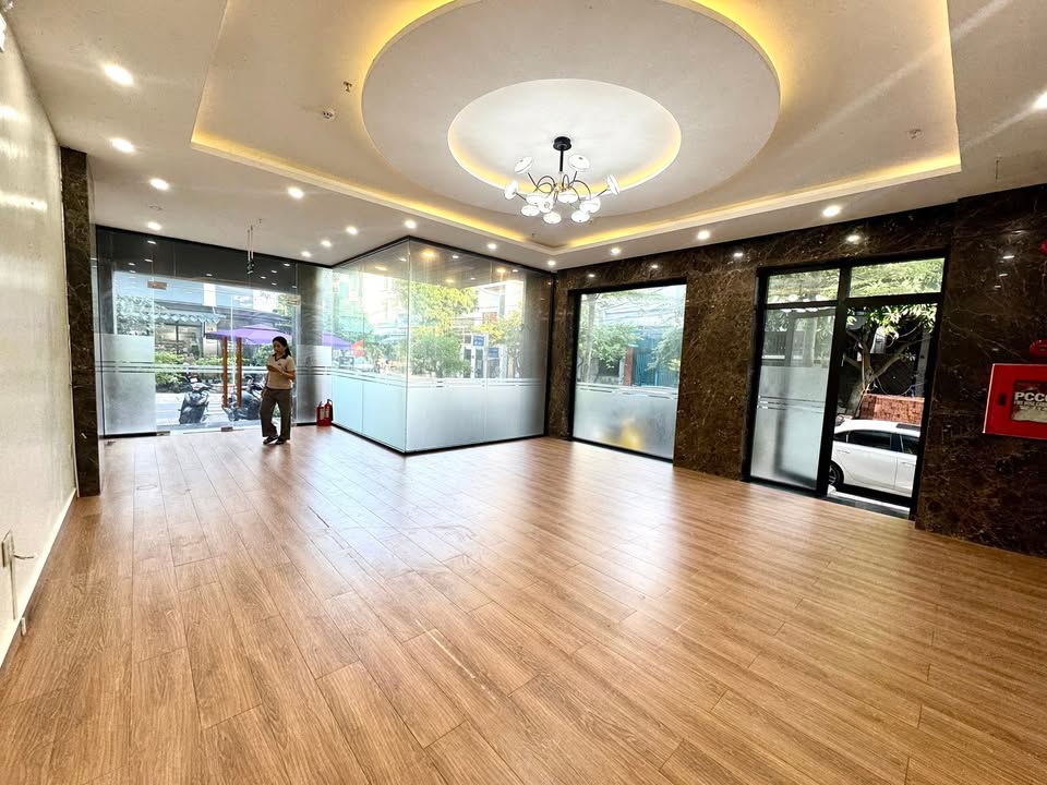 Cho thuê văn phòng khu vực Ngũ Hành Sơn Đà Nẵng 10 triệu/tháng - Không gian làm việc lý tưởng!