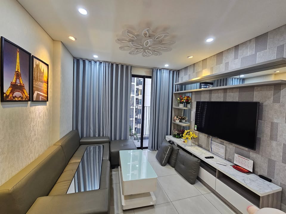 Căn hộ Hà Đô Centrosa Garden Quận 10, 87m² giá 23.5 triệu - View thoáng mát, đầy đủ tiện ích!