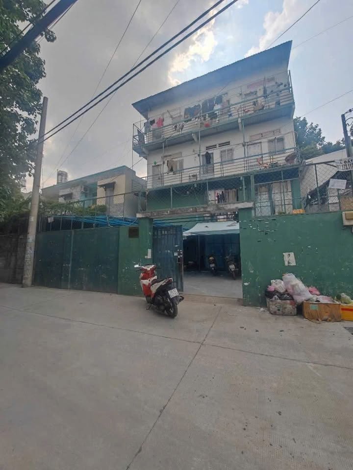 Khu căn hộ 3 tầng phường Linh Chiểu, Thủ Đức 137m² giá 10.999 tỷ - Đầu tư sinh lời hấp dẫn!