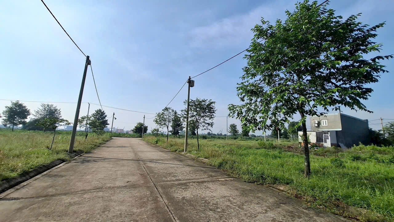 Đất nền tái định cư An Sơn, Thuận An 100m² giá 2.5 tỷ - Gần nhà văn hóa thoáng mát!