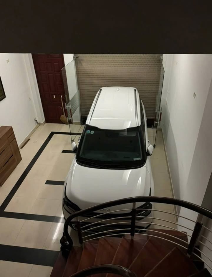 Nhà liền kề 60m² tại Vạn Phúc - 5 tầng, gara ô tô - Cho thuê 21 triệu/tháng!