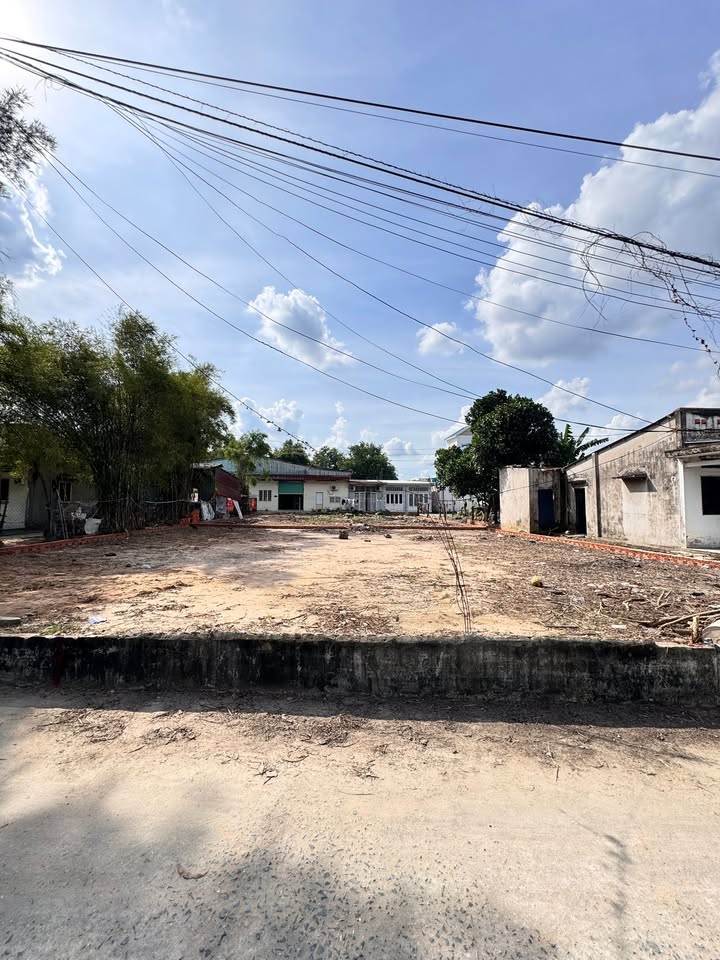 Đất thổ cư 112m² xã Tân Hiệp, Hóc Môn - Giá chỉ 2.55 tỷ, xây dựng tự do!