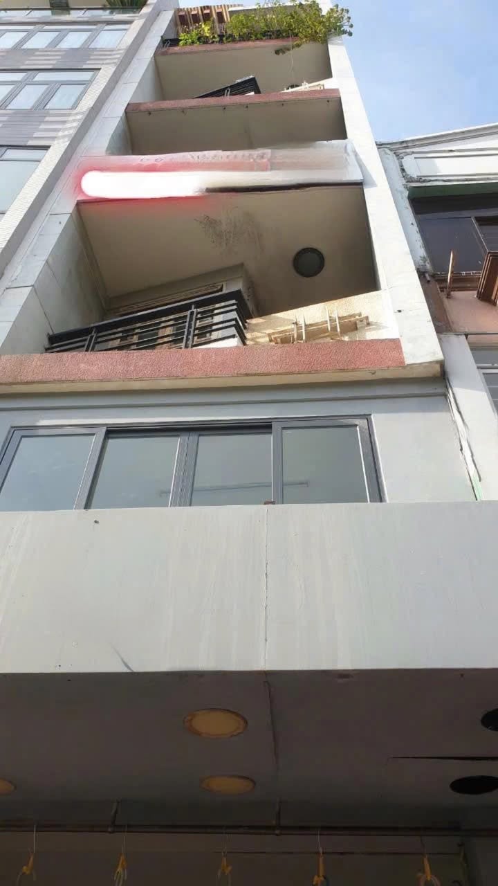 Nhà nguyên căn cho thuê mặt tiền đường Cao Thắng, Quận 10, 280m² - Kinh doanh tự do!