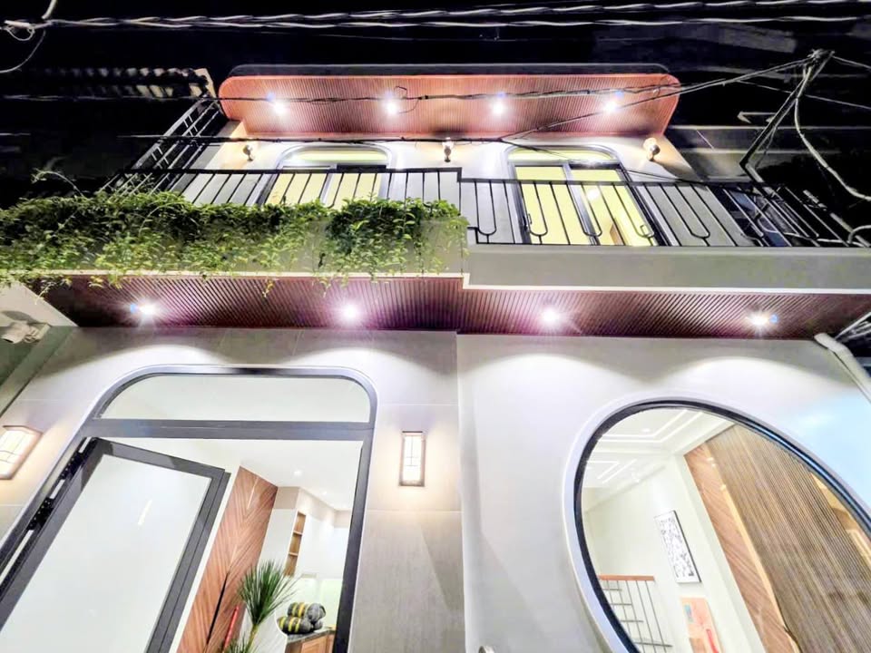 Nhà Hẻm 1027 Huỳnh Tấn Phát 33.55m² giá 4.7 tỷ - An ninh, sạch sẽ, không ngập nước!