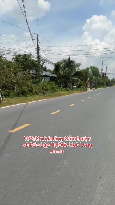 Đất nền mặt tiền đường Cẩm, xã Đức Lập Hạ, 320m² - Giá 4 tỷ, bớt nhẹ cho khách thiện chí!