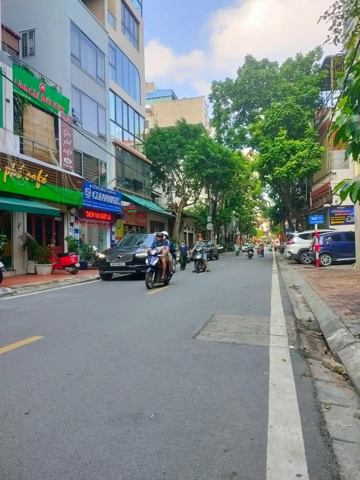 Nhà phố Tô Vĩnh Diện Thanh Xuân 55m² giá 21 tỷ - Mặt đường ô tô tránh, dân trí cao!