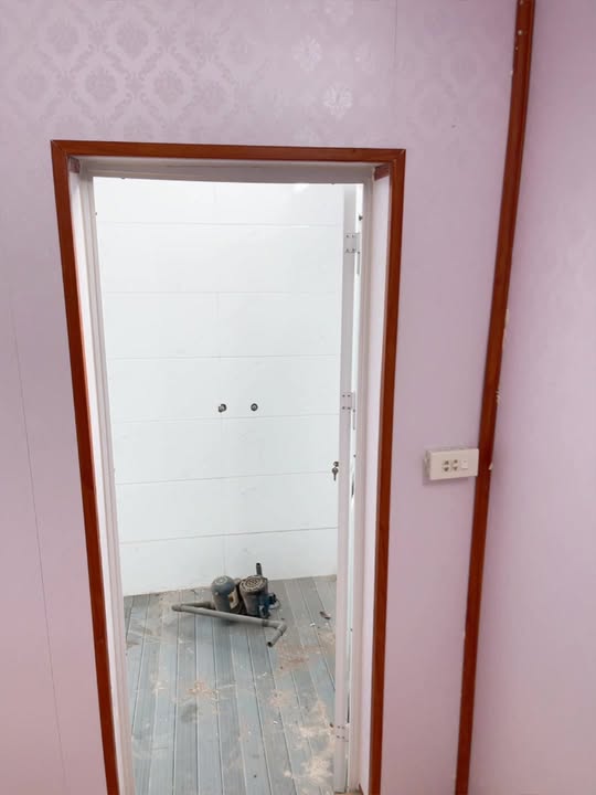 Nhà cấp bốn ở Mông Dương 75m² giá 400 triệu - Căn nhà siêu đẹp gần sân bóng Khe Chàm!