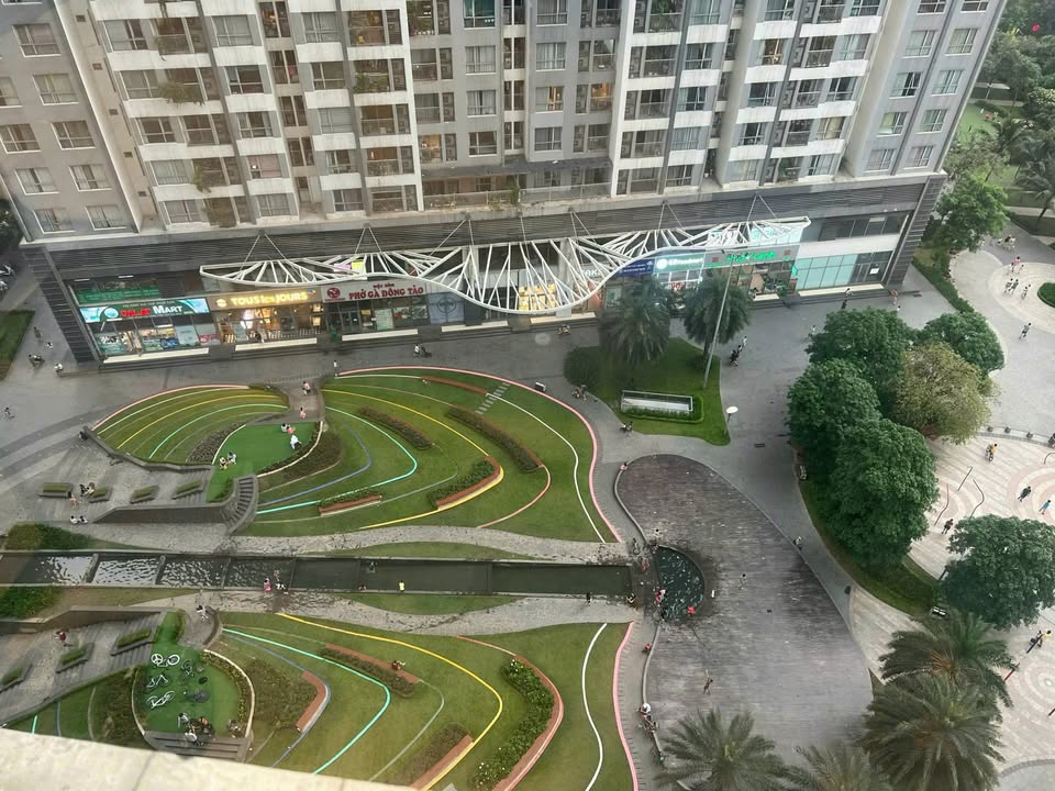 Căn hộ ParkHill 80m² giá 10 tỷ - View trực diện quảng trường