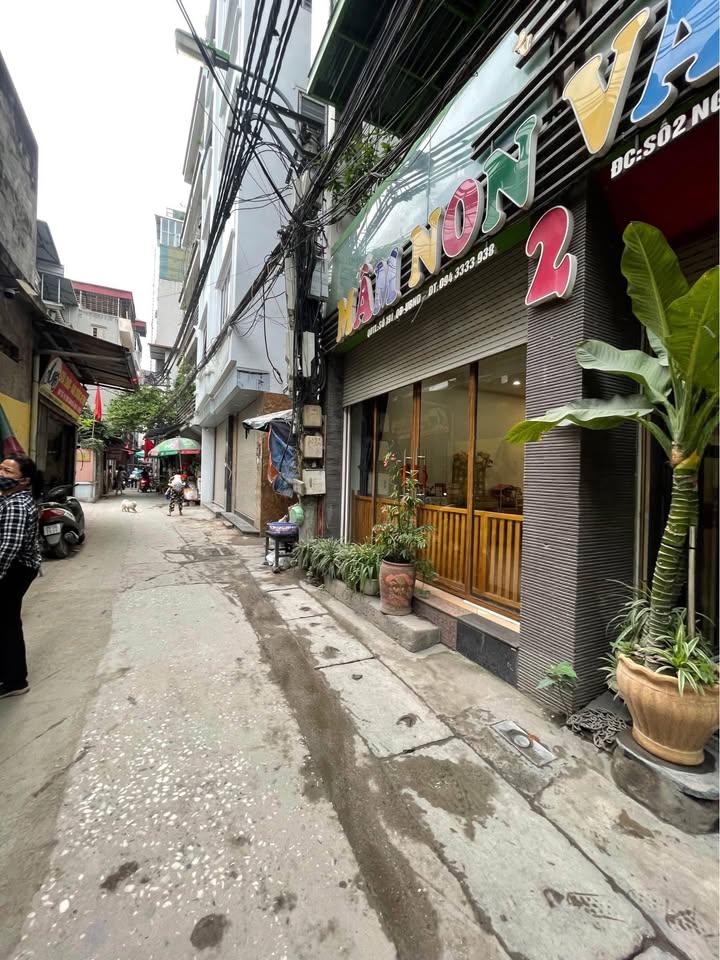 Nhà mặt ngõ Vũ Tông Phan, Thanh Xuân 40m² giá 13 tỷ - Kinh doanh ô tô vào tận nơi!