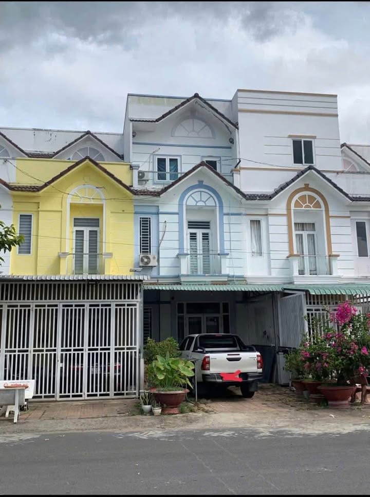 Nhà cho thuê 1 trệt 2 lầu đường A3, khu dân cư Phú An, Cần Thơ - Giá chỉ 7 triệu/tháng!