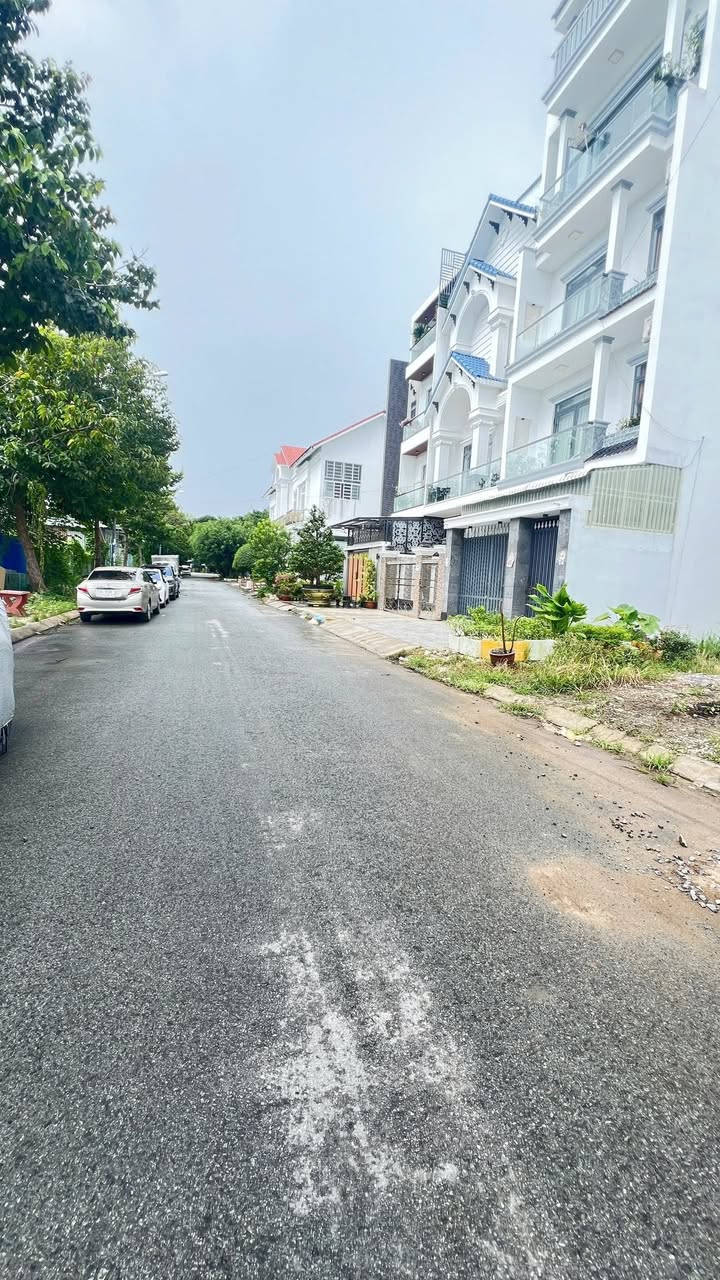 Đất nền KDC Xây Dựng Cần Thơ 120m² giá 4.18 tỷ - Đầu tư sinh lời, vị trí đẹp!