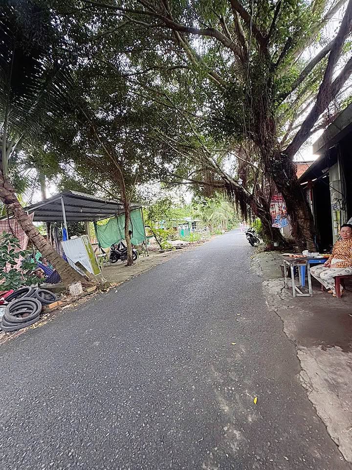 FrontHouse mặt tiền Nguyễn Viết Xuân 270m² giá 1 tỷ - Đầu tư sinh lời ngay!