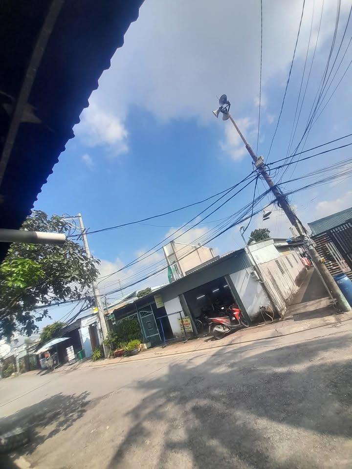 Nhà nguyên căn Đông Thạnh, Hóc Môn 27m² giá 2 triệu - Sẵn sàng vào ở ngay!