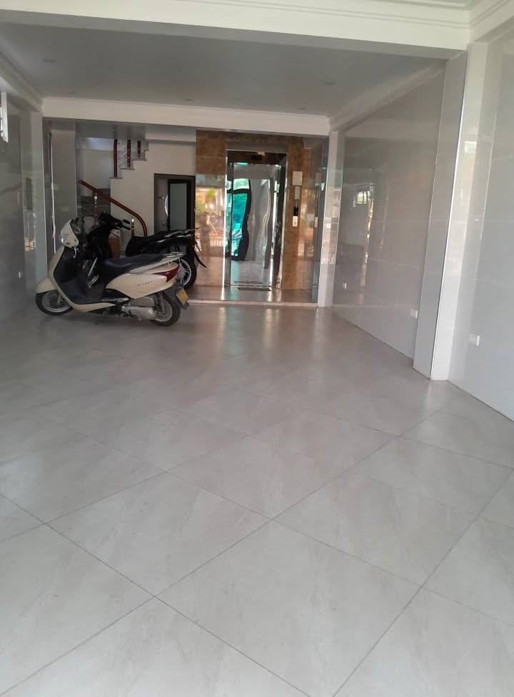 Cho thuê nguyên căn Trương Định 50m² giá 18 triệu - Vị trí đắc địa, ô tô đỗ cửa!