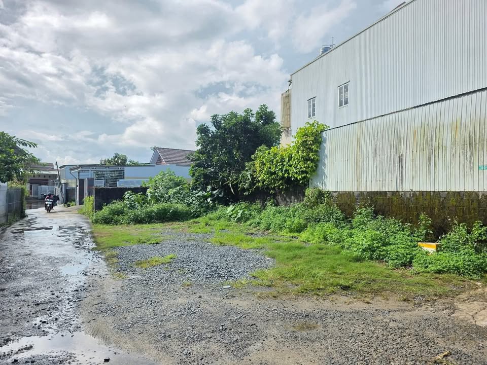 Đất Lô Góc 2 Mặt Tiền Hẻm 01 Yết Kiêu, P.Lộc Sơn 107m² giá 1.9 tỷ - Đầu tư sinh lời!