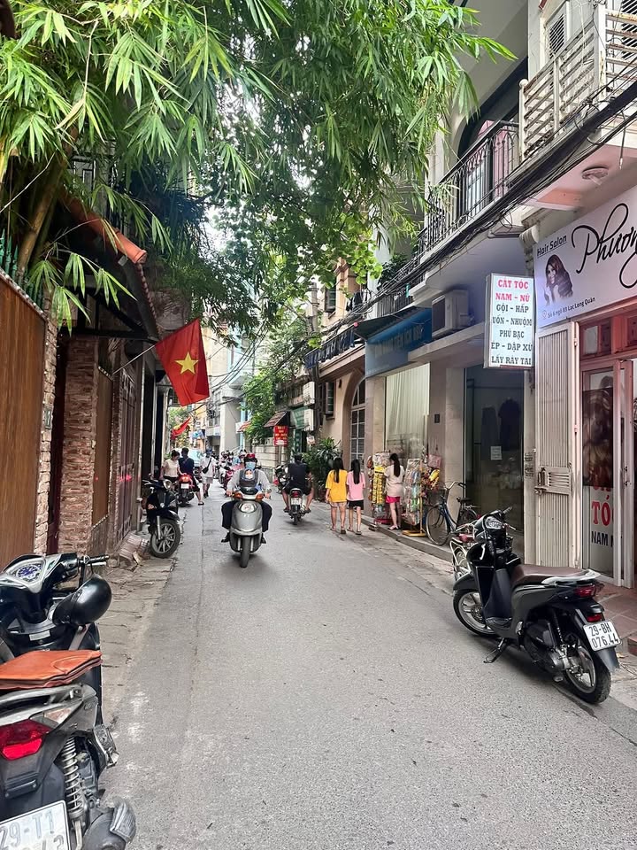 Nhà phố Lạc Long Quân Hà Đông 56m² giá 9 tỷ - Đầu tư sinh lời ngay!