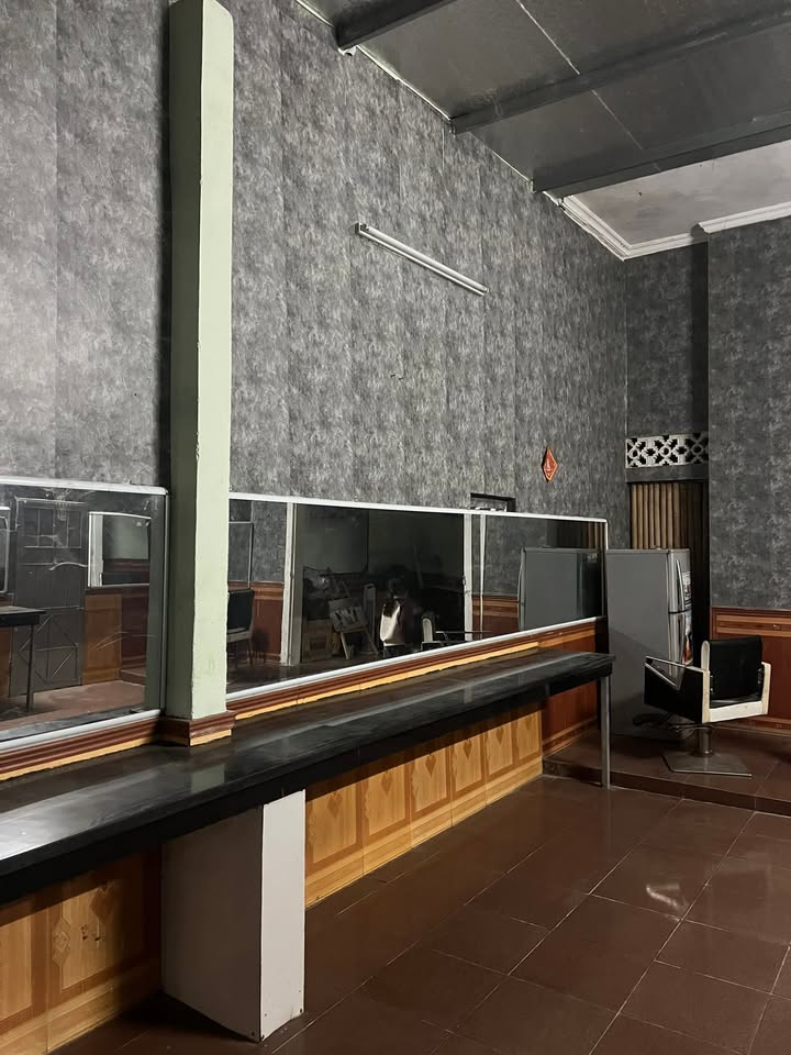 Nhà mặt tiền đường 7, Anh Sơn, Nghệ An 90m² - Cho thuê giá tốt, phù hợp kinh doanh!