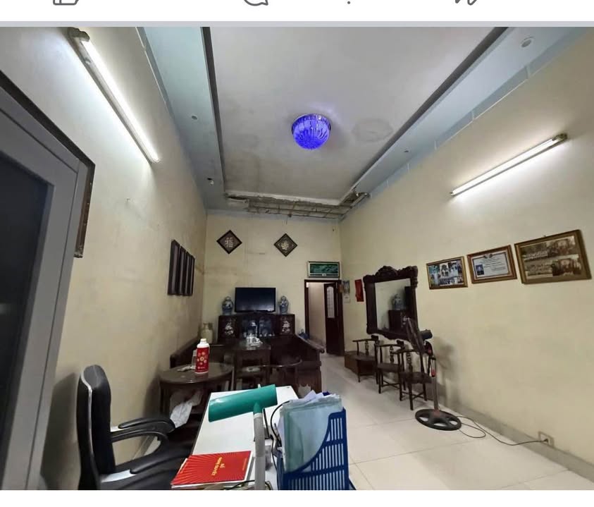 Nhà mặt đường Trần Nhân Tông, Kiến An 107m² giá 6.4 tỷ - Kinh doanh hiệu quả!