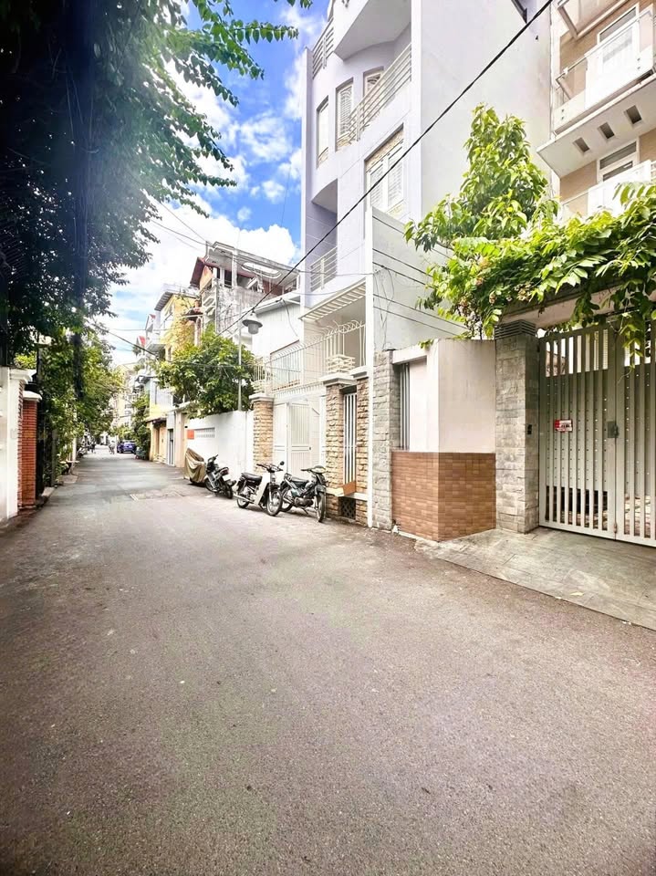 Nhà riêng hẻm xe hơi Lê Văn Sỹ 40m² giá 6.39 tỷ - Kinh doanh đỉnh cao!