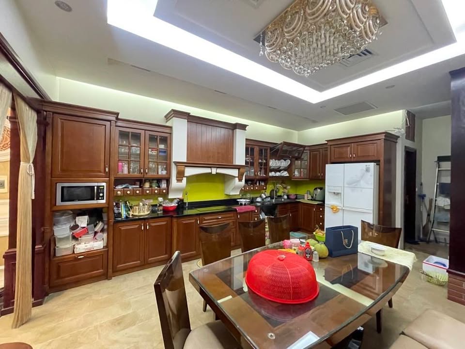 Nhà phân lô bàn cờ Phú Diễn 95m² giá thỏa thuận - An ninh tuyệt đối, kinh doanh đỉnh cao!