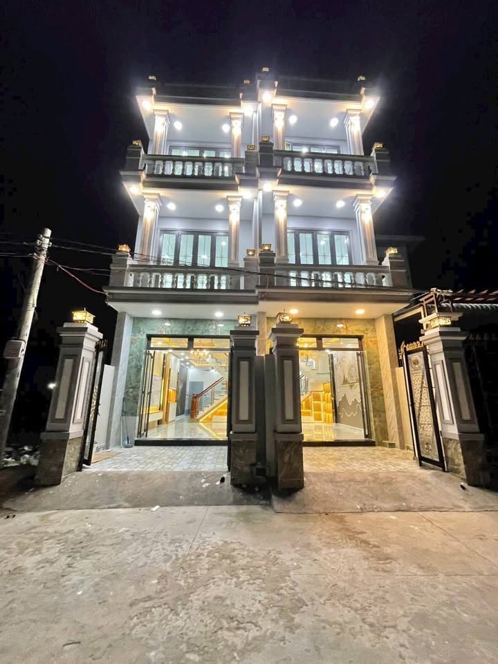 Nhà đẹp Cần Giuộc 64m² giá 2.5 tỷ - Sẵn sàng vào ở ngay!