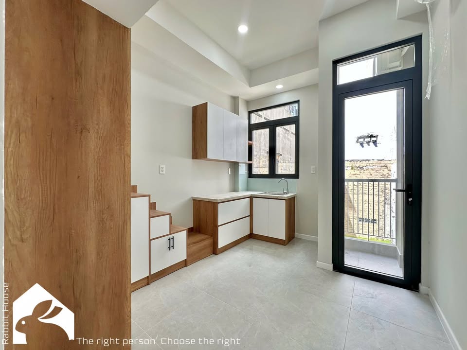 Căn hộ gác lửng 30m² Quận 10 - Không chung chủ, tiện nghi đầy đủ!