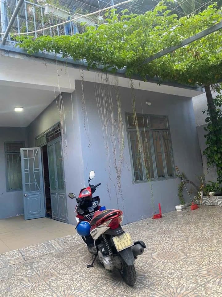 Nhà 2 tầng tại 266 Hoàng Diệu, Đà Nẵng, 102m² - Tiềm năng cho thuê cao!