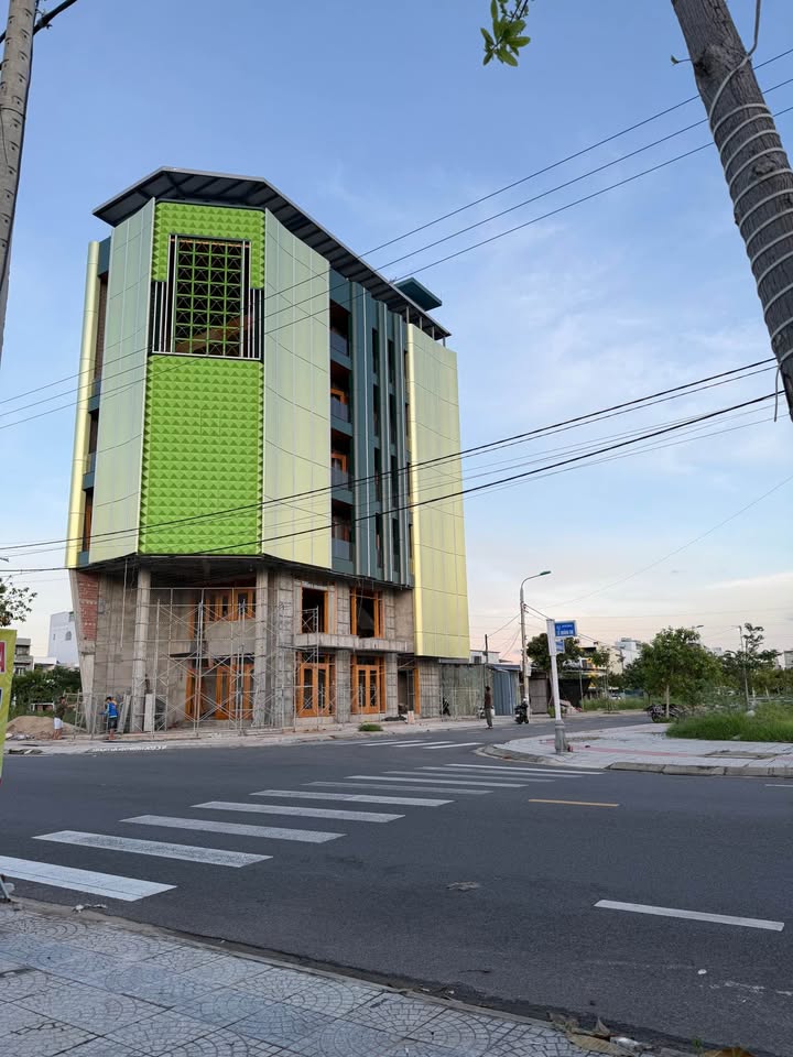 Cho thuê văn phòng Tòa Lê Quảng Chí, Hòa Xuân 156m² giá 120 triệu - Full nội thất, lô góc