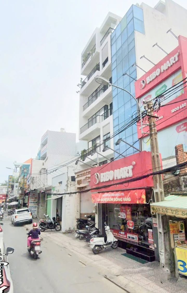 FrontHouse mặt tiền Lê Quang Định, Bình Thạnh 98.4m² giá 24.5 tỷ - Dòng tiền cực tốt!