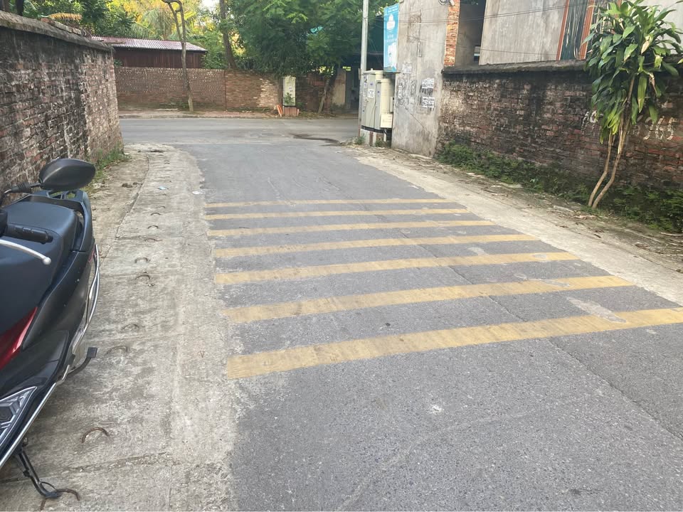 Đất nền Vĩnh Yên 100m² giá 2.2 tỷ - Vị trí đắc địa, cơ hội đầu tư hấp dẫn!