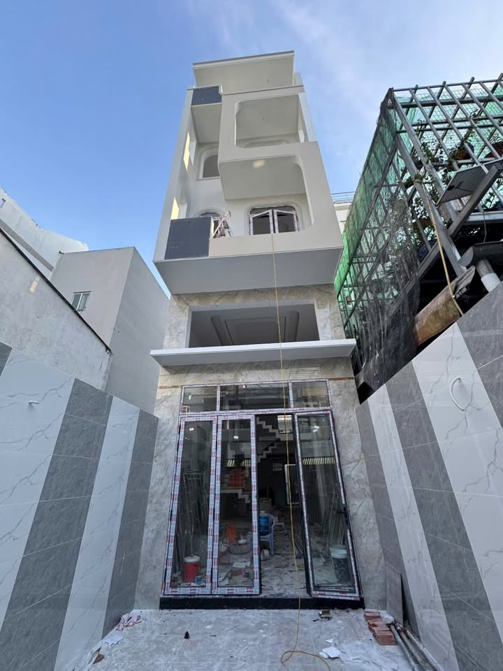 Nhà mới xây 4 tầng đường Trương Phước Phan, 80m² giá 8.5 tỷ - Sẵn sàng vào ở ngay!