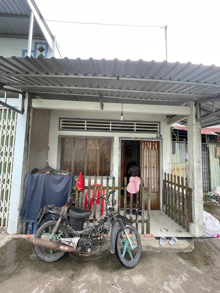 Nhà Liên Hương, phường Vĩnh Quang 48m² giá 900 triệu - Hướng Đông Bắc, thổ cư 100%!