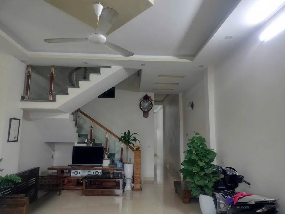 Nhà 2 tầng chính chủ tại Quảng Định, Thanh Hóa - Giá chỉ 2 tỷ, ô tô tránh nhau!