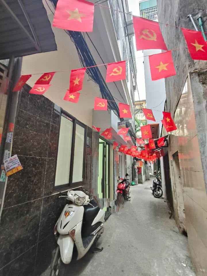 Nhà 4 tầng Minh Khai 34m² giá 6.9 tỷ - Sổ đỏ chính chủ, giao dịch ngay!