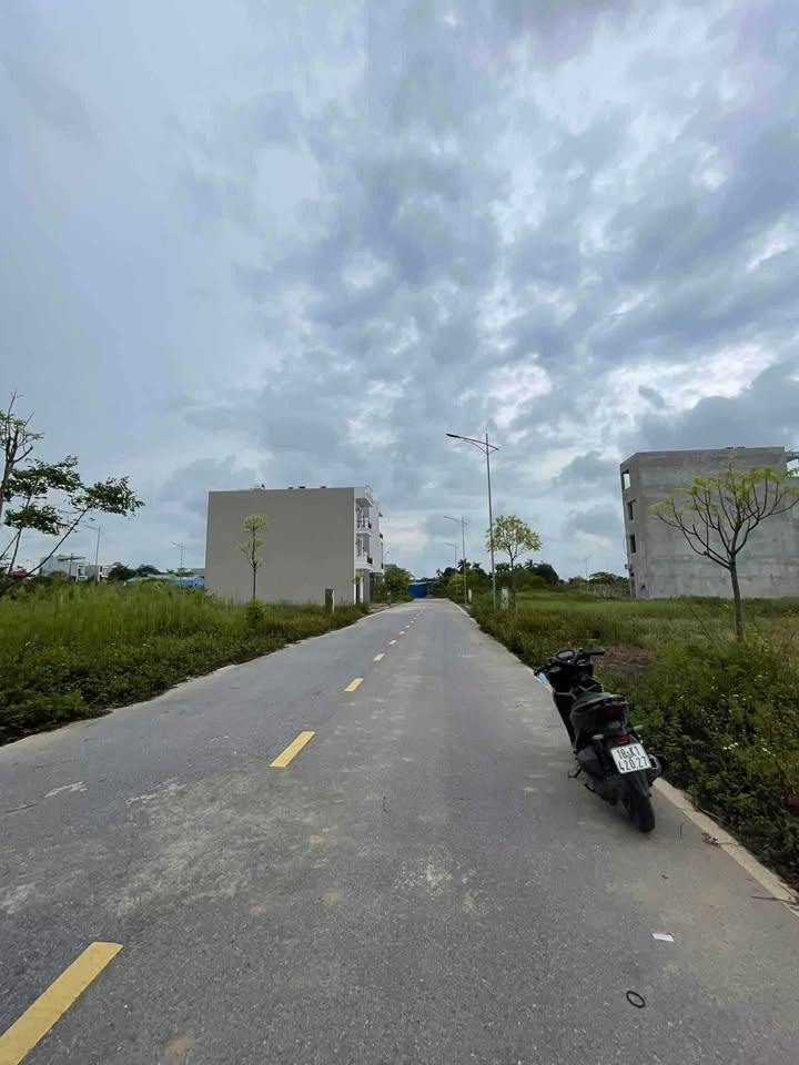 Đất chính chủ Nam Sông Đào 60.8m² giá 2.45 tỷ - Cơ hội đầu tư tuyệt vời!