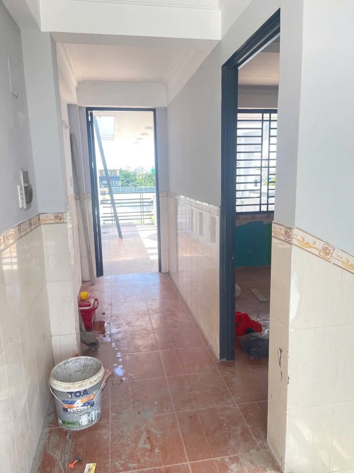 Nhà mặt tiền cho thuê tại Đường Song Hành, Quận 12 - Diện tích 100m², giá 22 triệu/tháng!