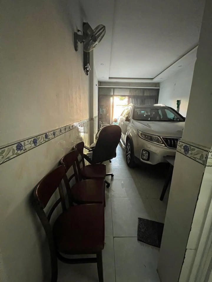 Nhà cấp 4 Đinh Bộ Lĩnh, Bình Thạnh 80m² chỉ 15 triệu - Phù hợp làm văn phòng hoặc cửa hàng!