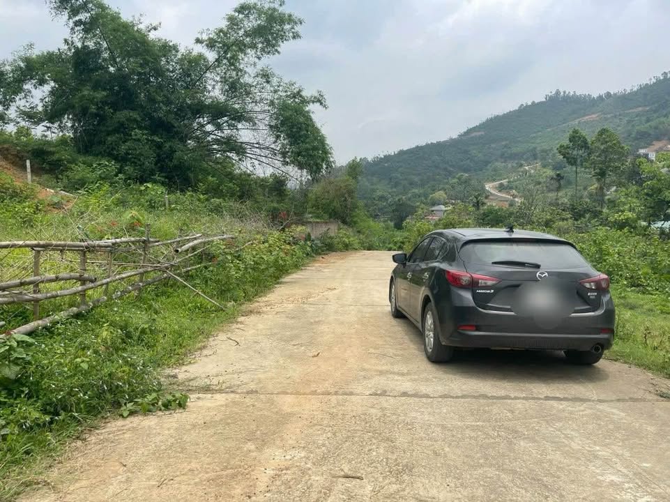 Đất nền Phú Mãn - 2200m² giá chỉ 1x tỷ - Cơ hội đầu tư hiếm có!