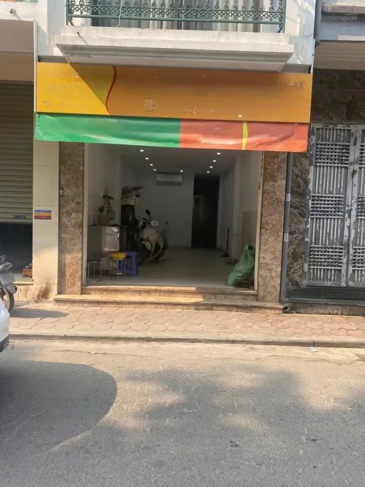 Cho thuê FrontHouse Nguyễn Văn Trỗi, Thanh Xuân 18m² - Kinh doanh sầm uất!