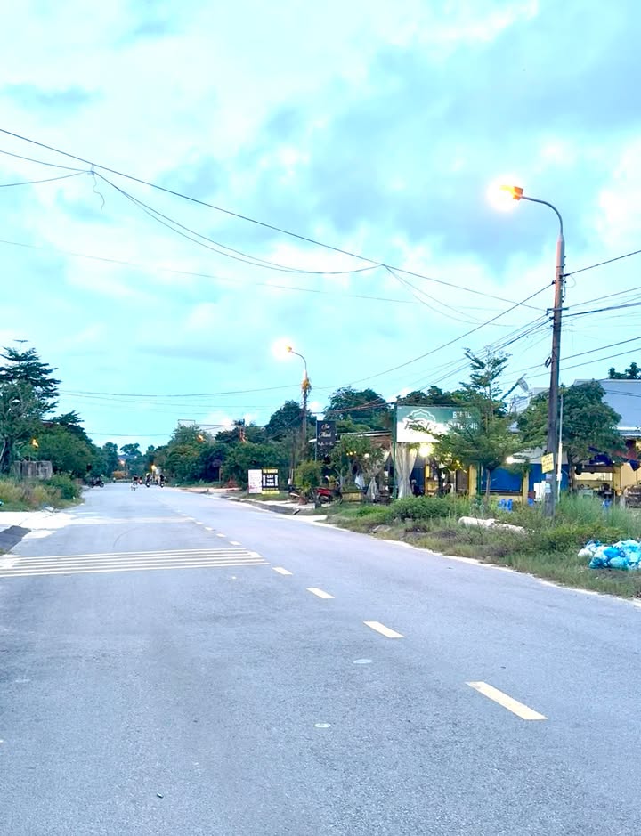 Đất nền Hoàng Hoa Thám, Núi Thành 800m² - Đầu tư sinh lời lý tưởng!