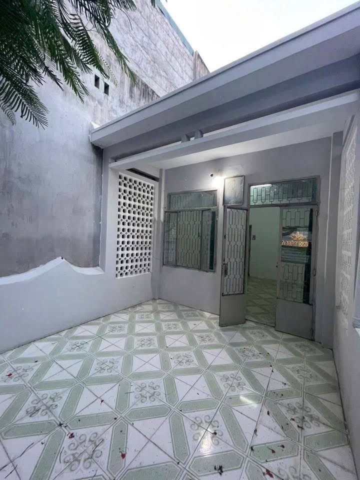 Cho thuê nhà nguyên căn Bạch Đằng Nha Trang 70m² giá 15 triệu - Không gian thoáng đãng!