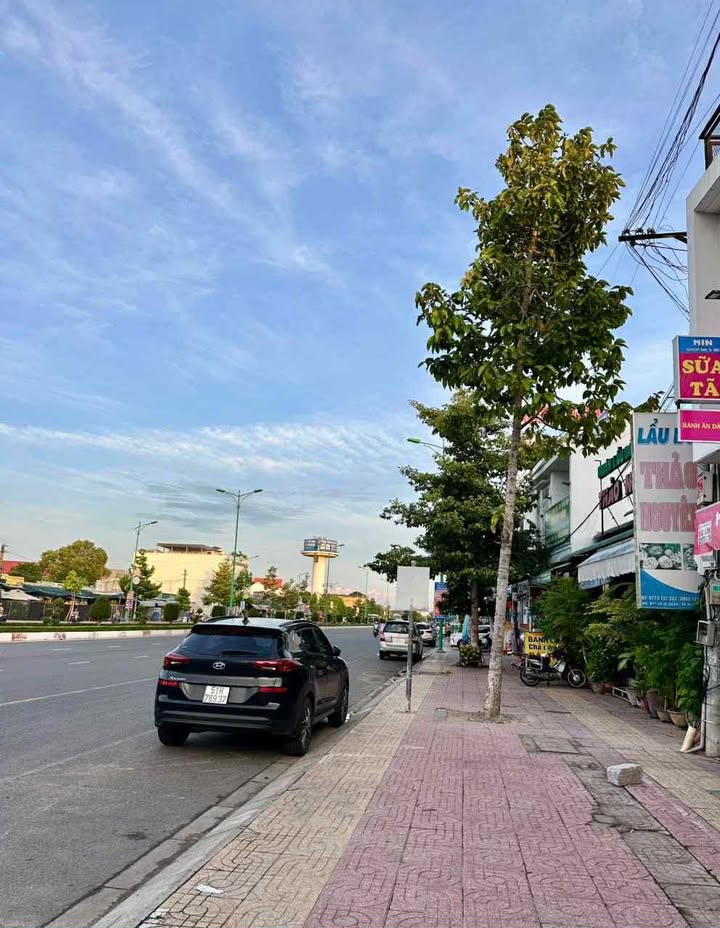 Cho thuê mặt bằng kinh doanh đường Lê Duẩn, Phan Thiết 122m² - Giá chỉ 25 triệu/tháng!